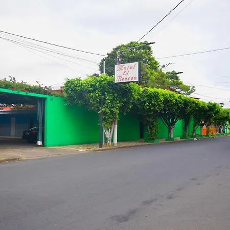 Motel El Recreo